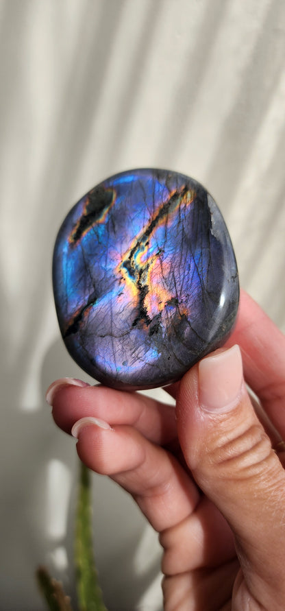 Labradorite (I)